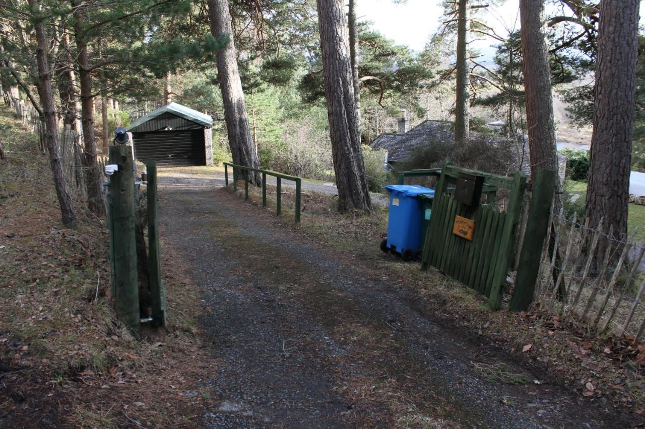 Amazing Cottage With Private Indoor Swim Pool And Hot Tub Grantown-on-Spey Esterno foto